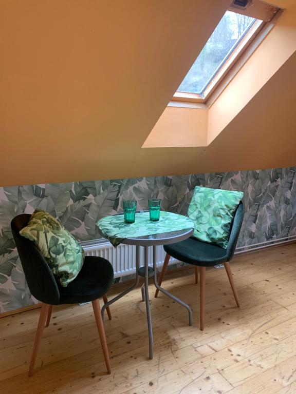 LOFT Natalya Gold room 4